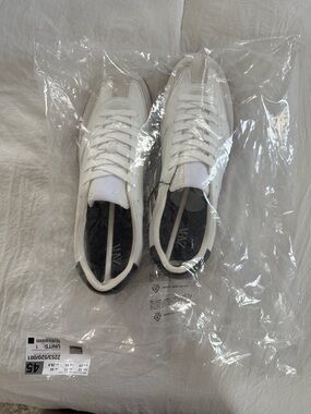 Zara Men's White Low-Top Lace-Up Sneakers